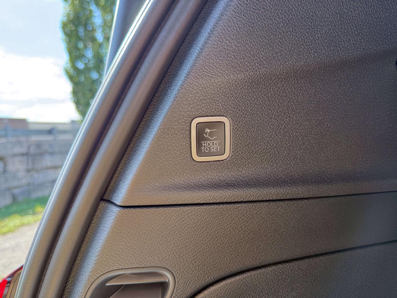 2027 Chrysler Pacifica Select FWD Photo