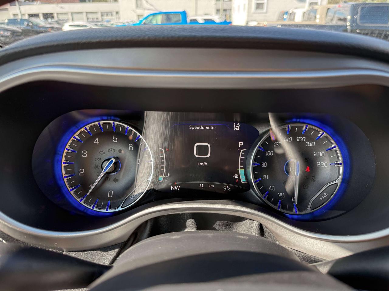 2027 Chrysler Pacifica Select FWD Photo
