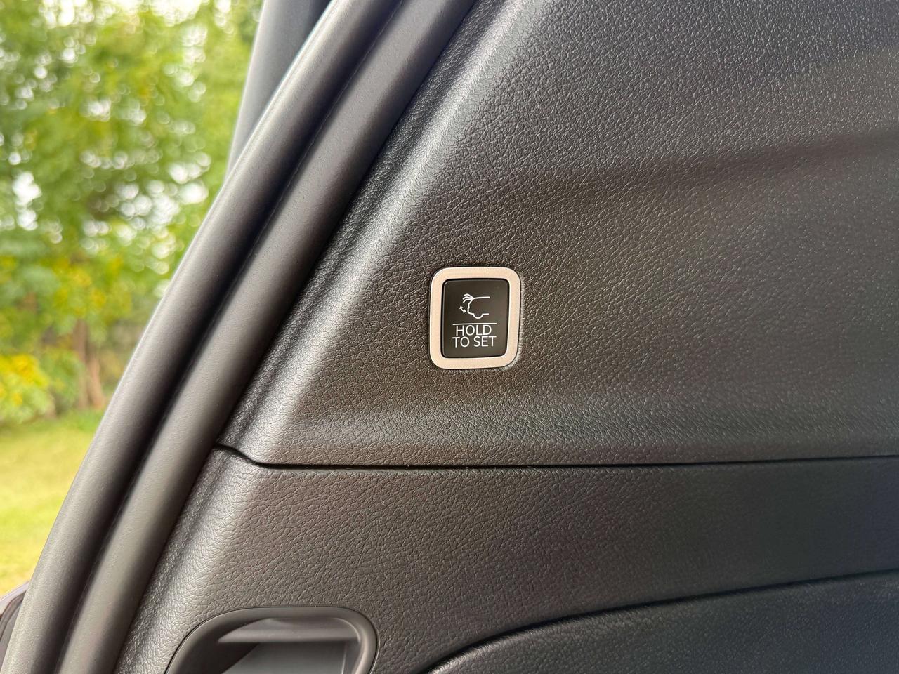 2027 Chrysler Pacifica Select FWD Photo