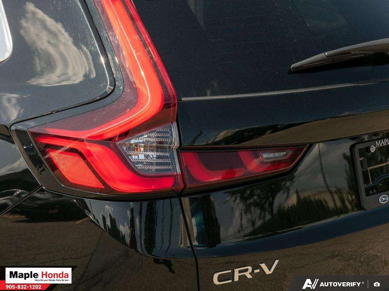 2025 Honda CR-V Sunroof| Heated Seats | Auto Start| Carplay Photo