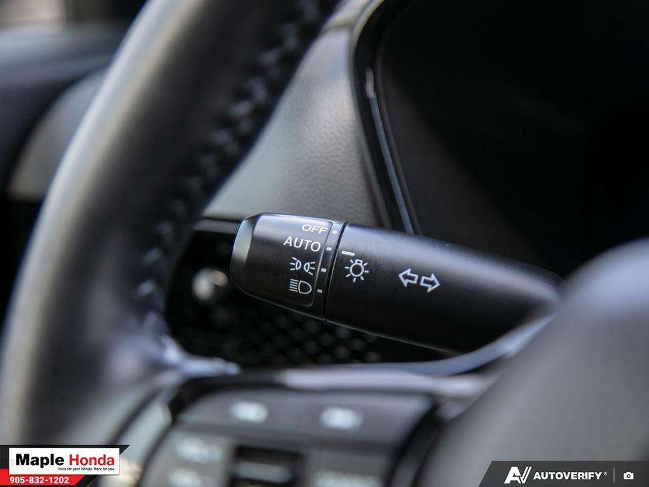 2025 Honda CR-V Sunroof| Heated Seats | Auto Start| Carplay Photo