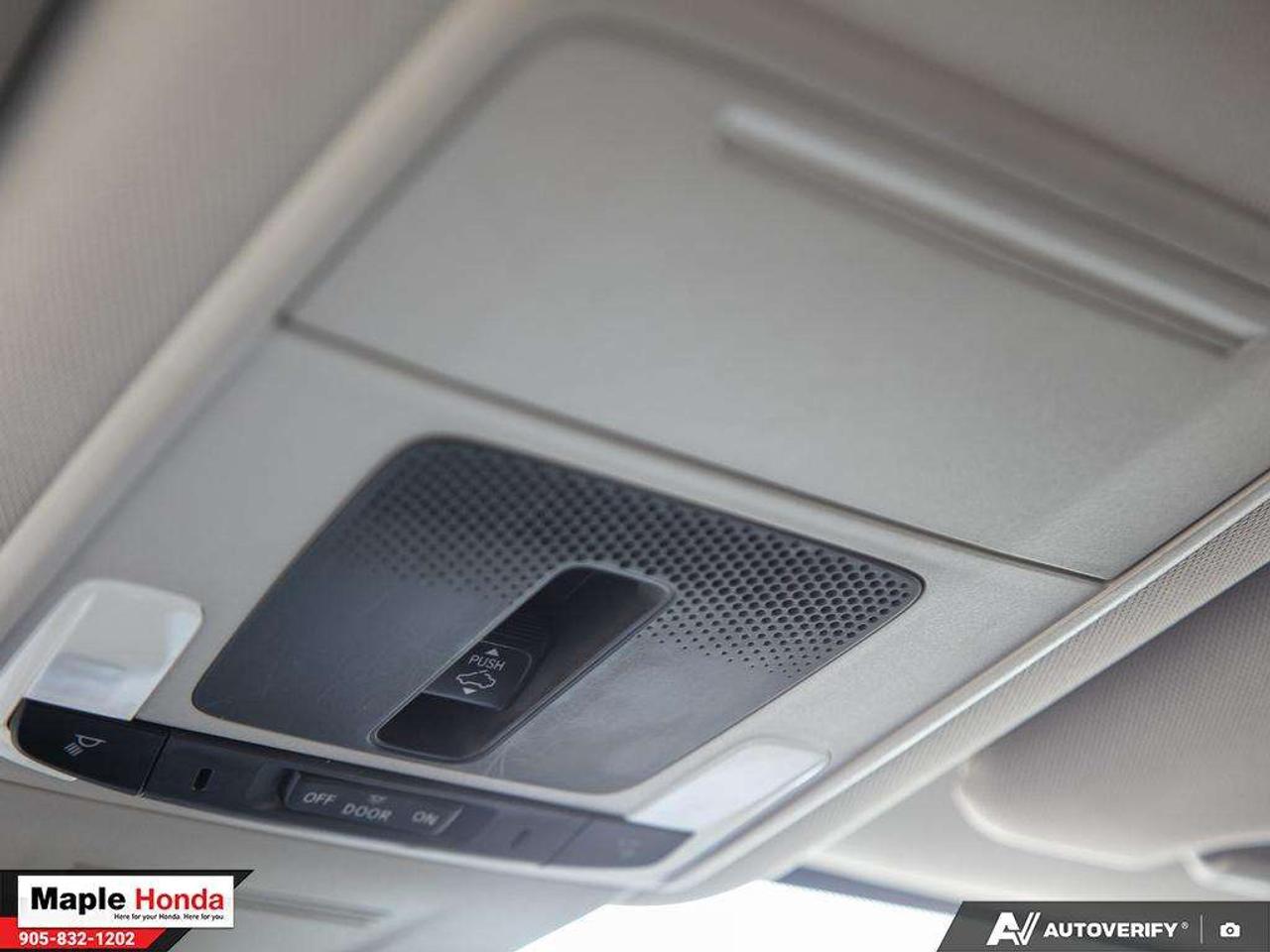 2025 Honda CR-V Sunroof| Heated Seats | Auto Start| Carplay Photo