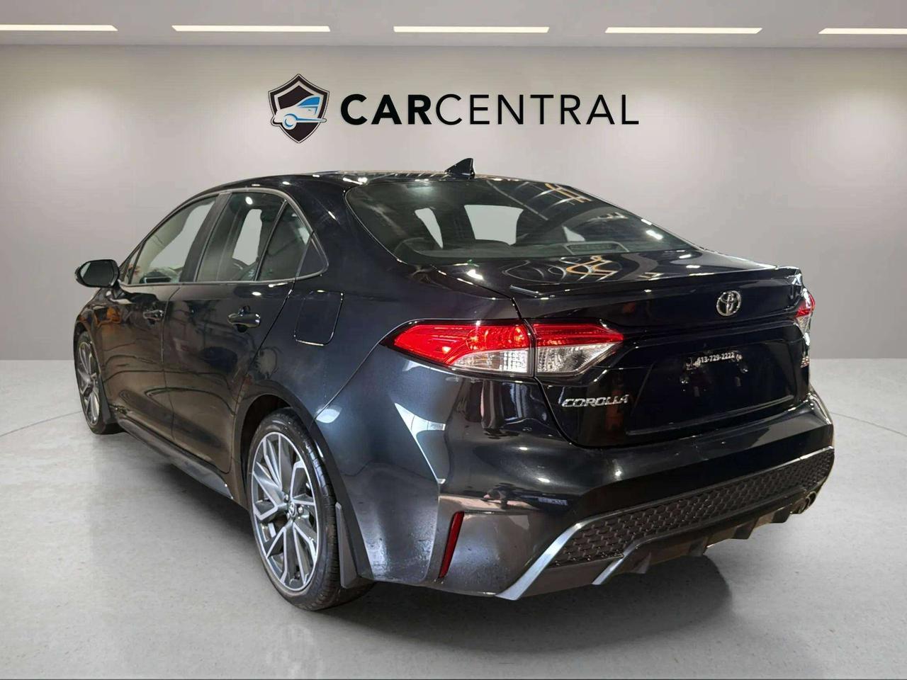 2022 Toyota Corolla SE| CLEAN CARFAX | PUSH START | CARPLAY| HTD SEATS Photo2