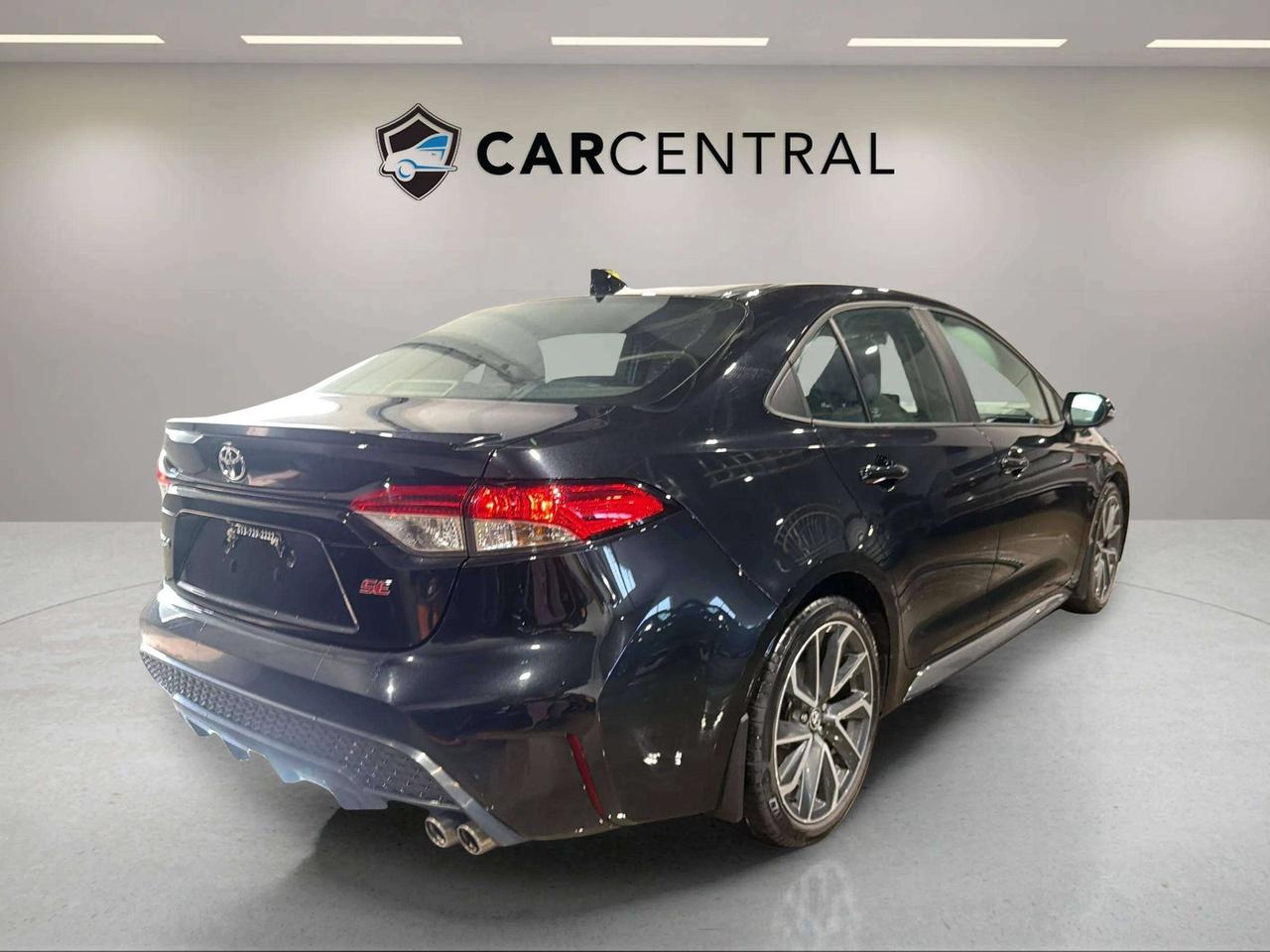2022 Toyota Corolla SE| CLEAN CARFAX | PUSH START | CARPLAY| HTD SEATS Photo
