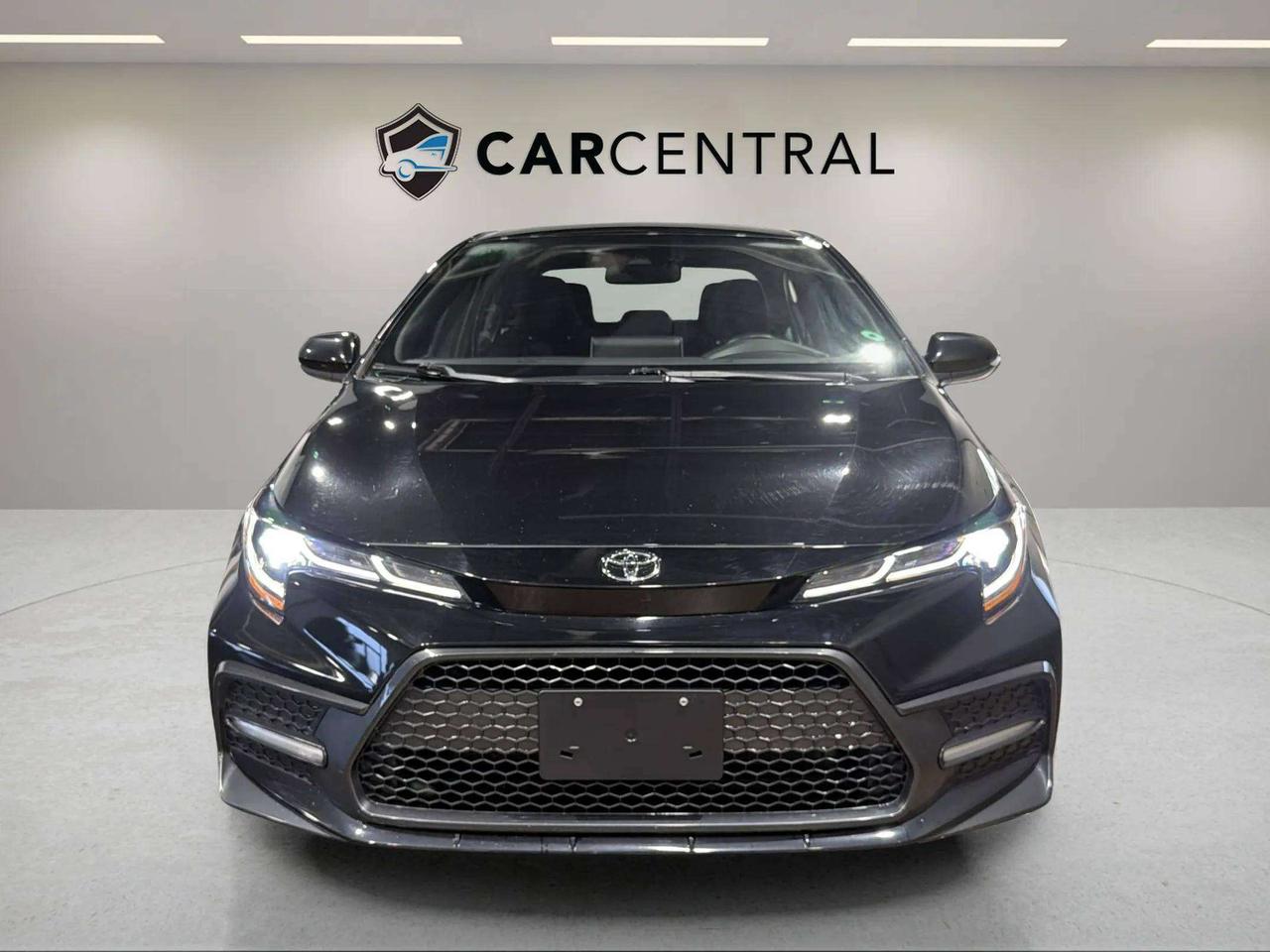 2022 Toyota Corolla SE| CLEAN CARFAX | PUSH START | CARPLAY| HTD SEATS Photo