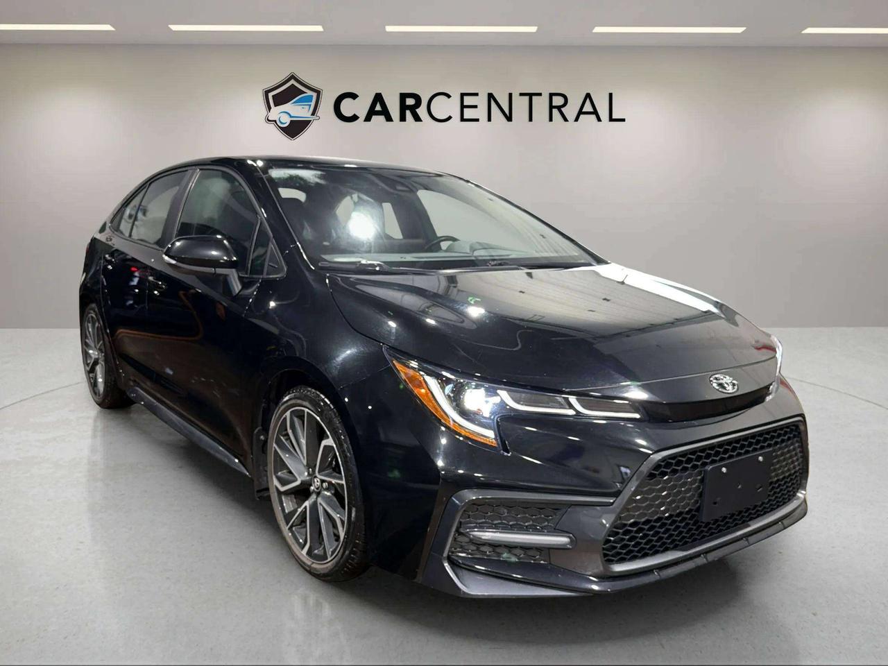 2022 Toyota Corolla SE| CLEAN CARFAX | PUSH START | CARPLAY| HTD SEATS Photo