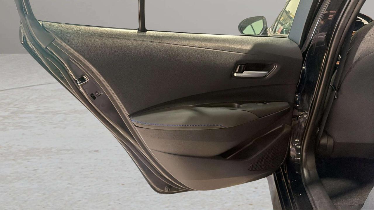 2022 Toyota Corolla SE| CLEAN CARFAX | PUSH START | CARPLAY| HTD SEATS Photo
