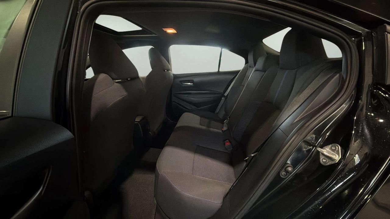 2022 Toyota Corolla SE| CLEAN CARFAX | PUSH START | CARPLAY| HTD SEATS Photo