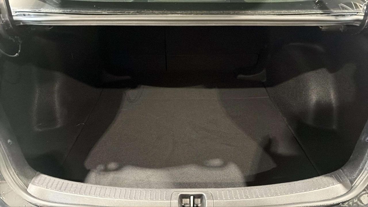2022 Toyota Corolla SE| CLEAN CARFAX | PUSH START | CARPLAY| HTD SEATS Photo