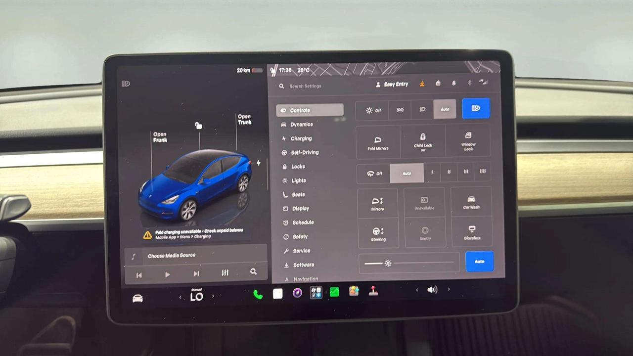 2024 Tesla Model Y LONG RANGE | CLEAN CARFAX| 1OWNER|GLASS ROOF| AWD Photo