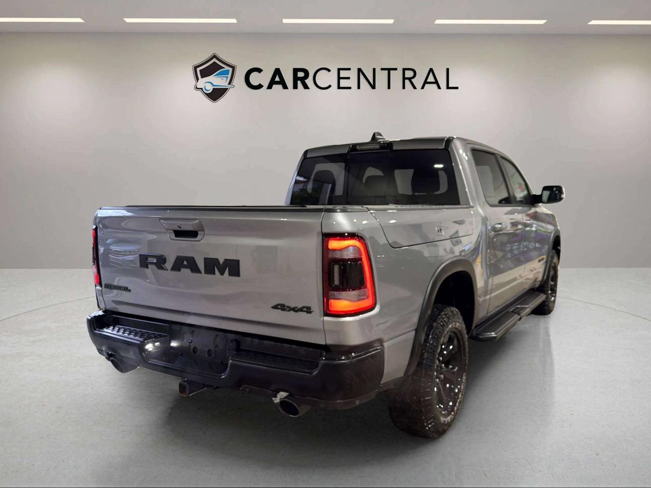 2022 RAM 1500 REBEL | HEMI | LEVEL 2 EQUIP | NIGHT ED| TECH | Photo