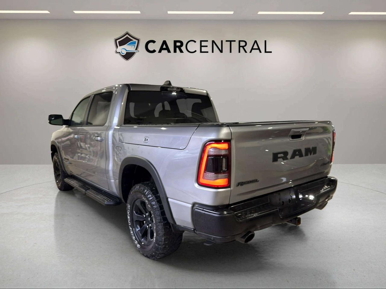 2022 RAM 1500 REBEL | HEMI | LEVEL 2 EQUIP | NIGHT ED| TECH | Photo