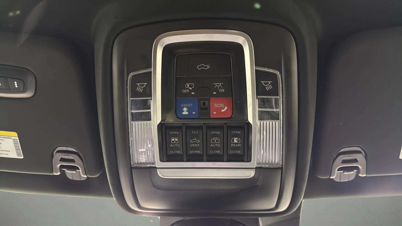 2022 RAM 1500 REBEL | HEMI | LEVEL 2 EQUIP | NIGHT ED| TECH | Photo