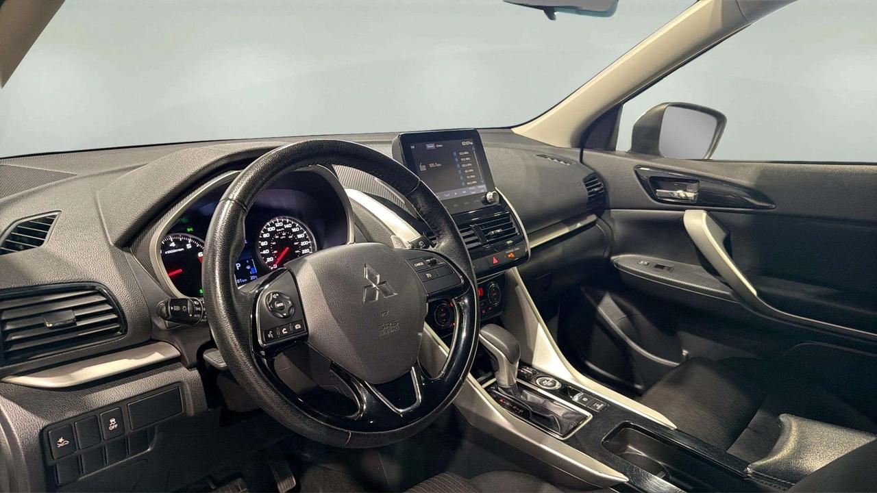 2022 Mitsubishi Eclipse Cross SE | PUSH START | AWD | HEATED SEATS | CARPLAY Photo