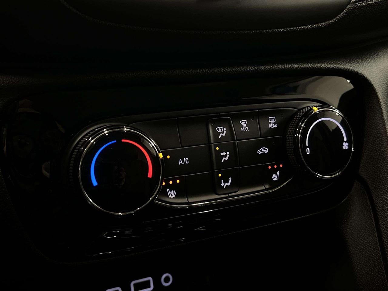 2023 Buick Encore SPORT TOURING AWD | HTD LEATHER |CARPLAY |REAR CAM Photo