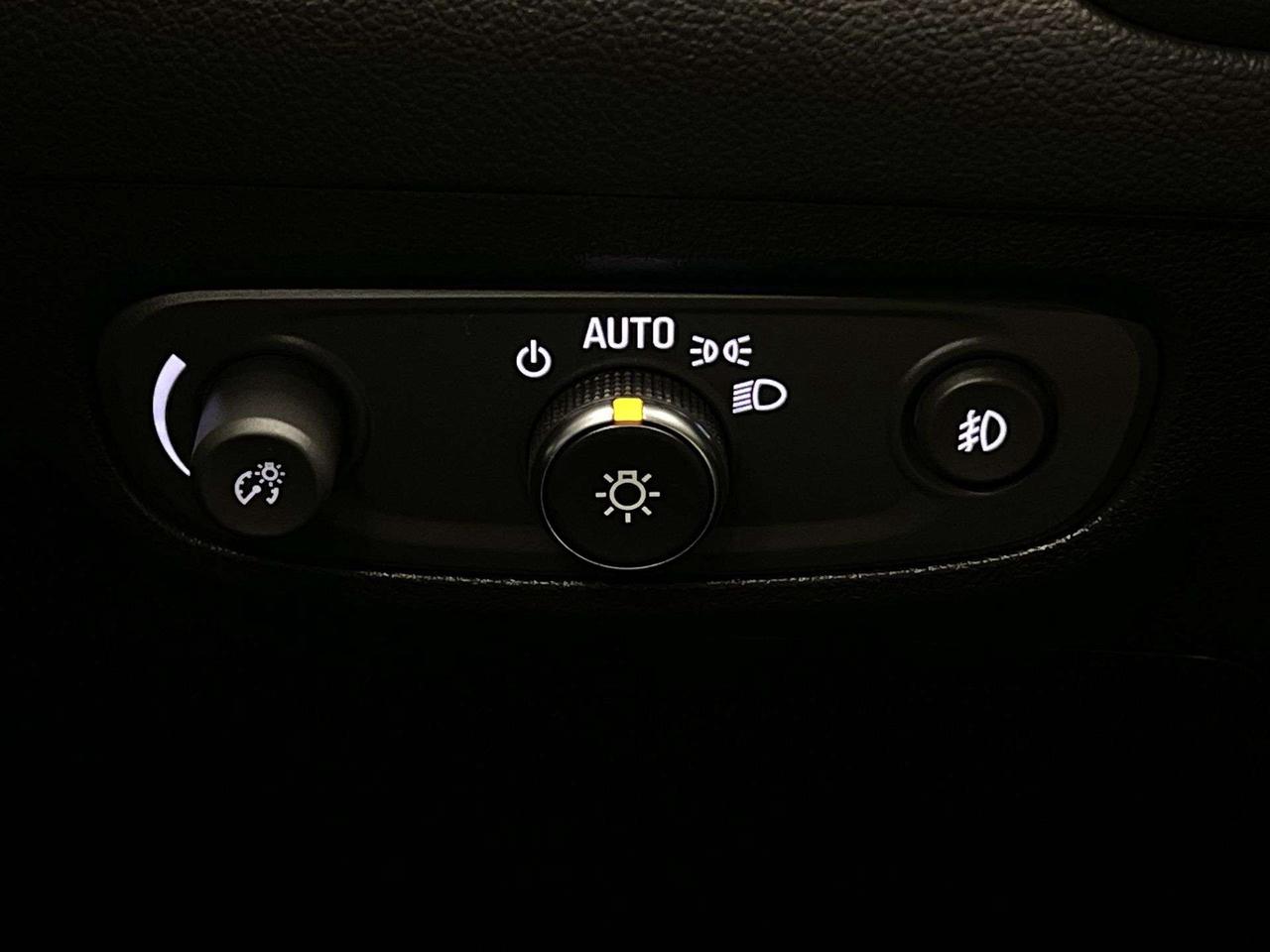 2023 Buick Encore SPORT TOURING AWD | HTD LEATHER |CARPLAY |REAR CAM Photo