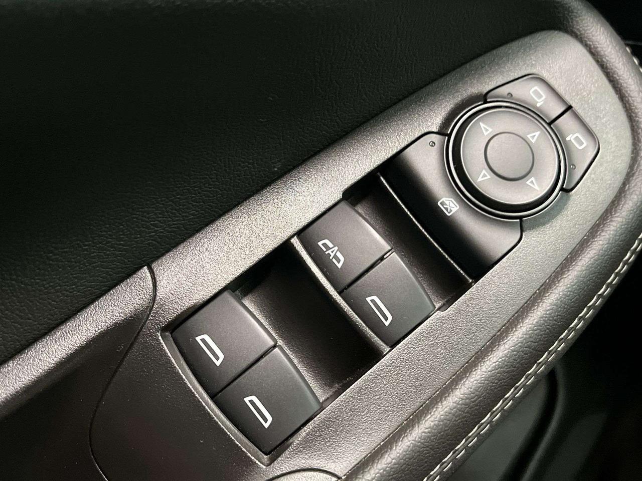 2023 Buick Encore SPORT TOURING AWD | HTD LEATHER |CARPLAY |REAR CAM Photo