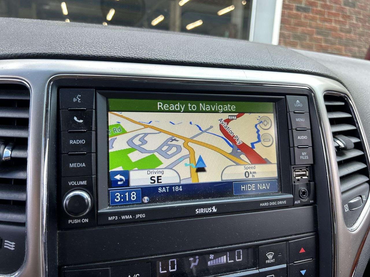 2011 Jeep Grand Cherokee LIMITED 4X4 | 5.7L HEMI | LEATHER | PANO ROOF Photo