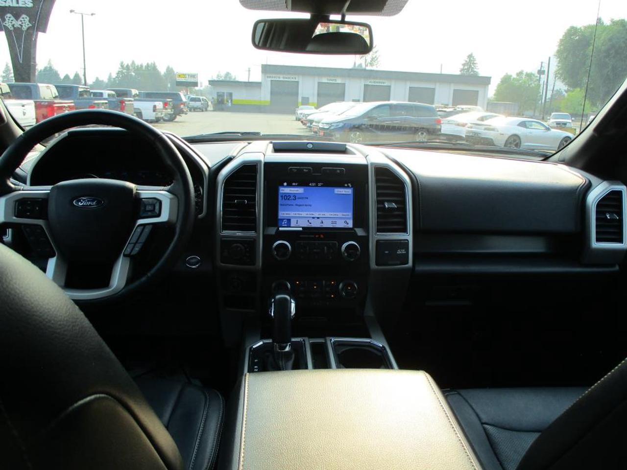 2019 Ford F-150 Lariat Crew Cab 4x4 Photo