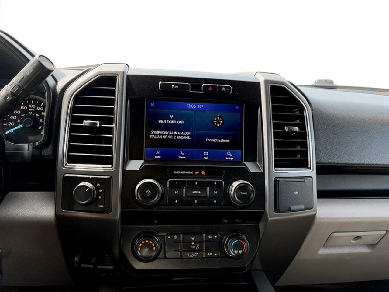 2020 Ford F-150 XLT Photo