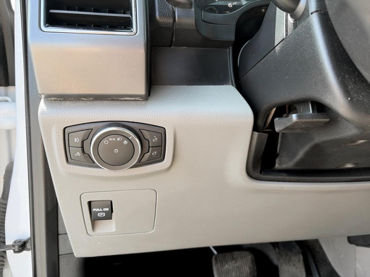 2020 Ford F-150 XLT Photo