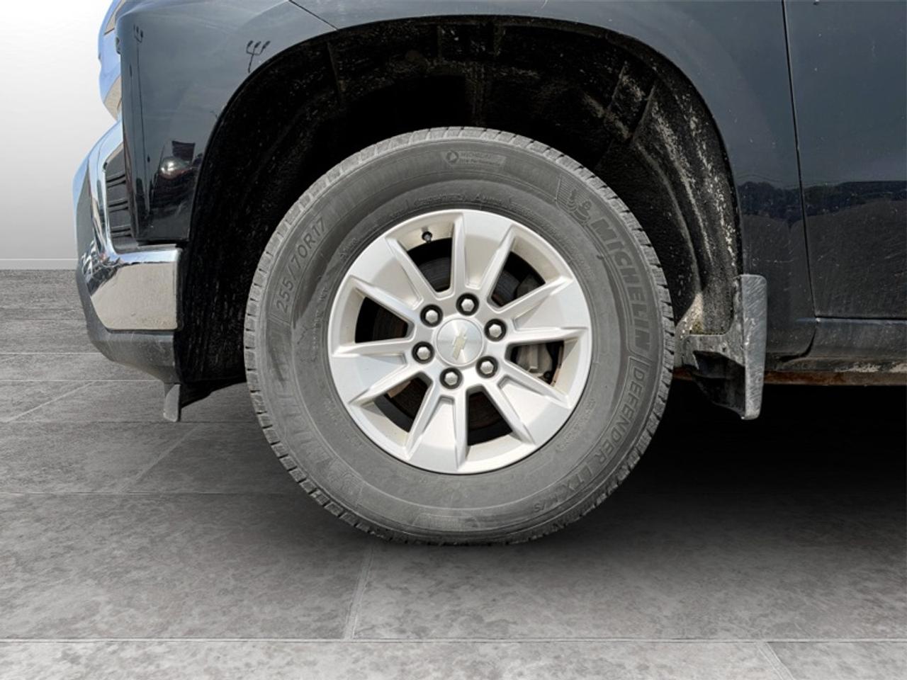 2021 Chevrolet Silverado 1500 LT Photo