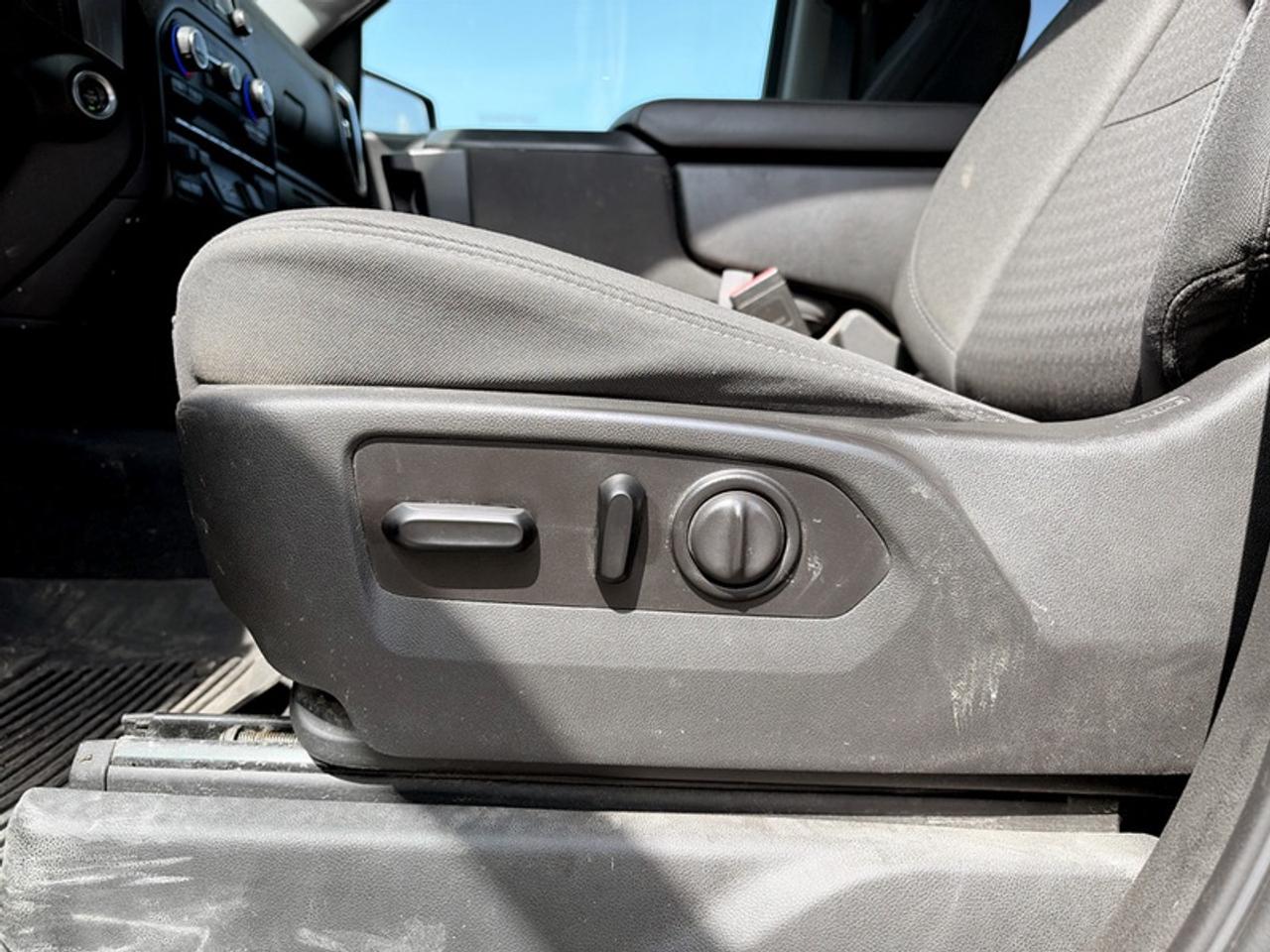 2021 Chevrolet Silverado 1500 LT Photo