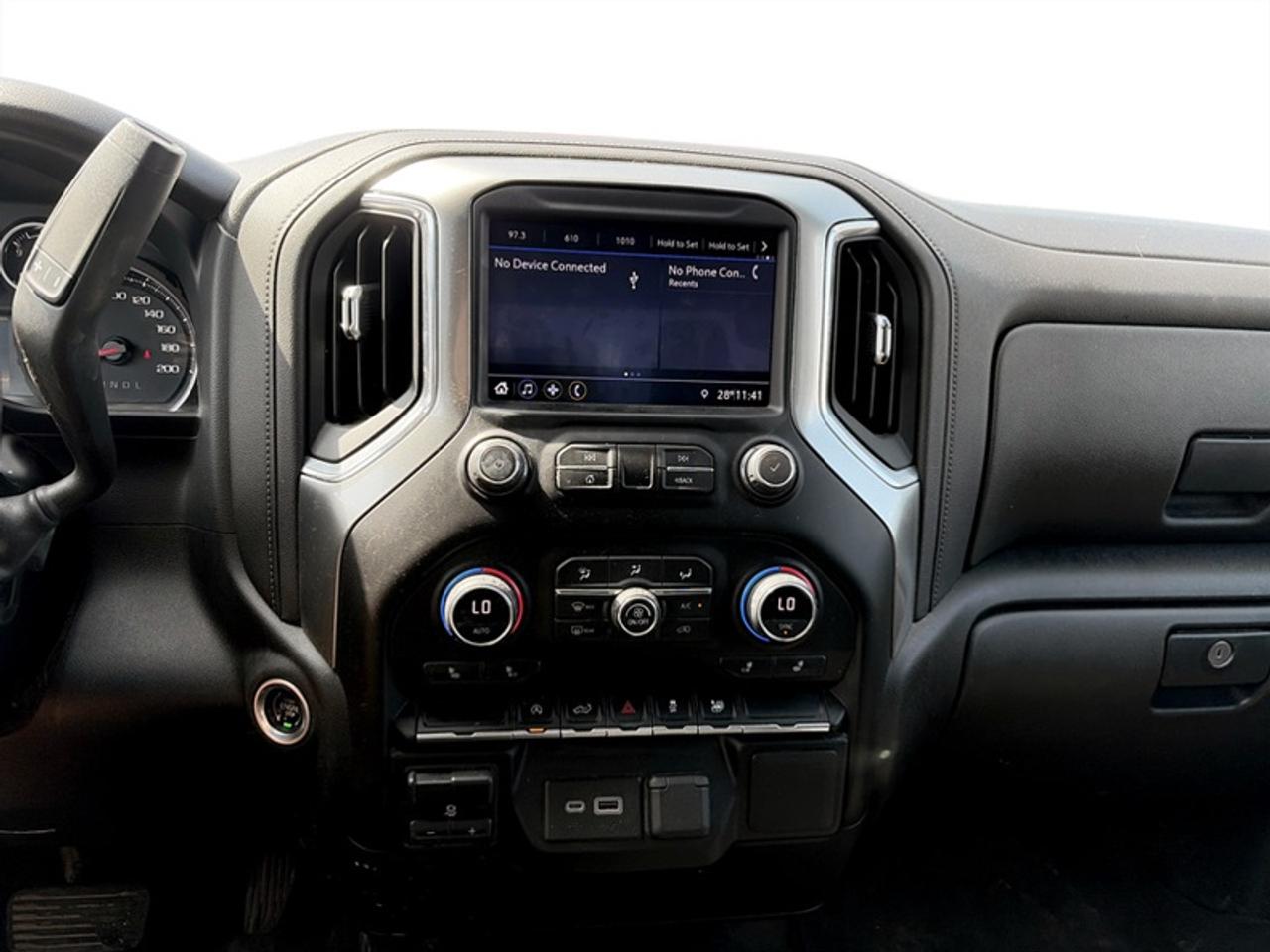 2021 Chevrolet Silverado 1500 LT Photo