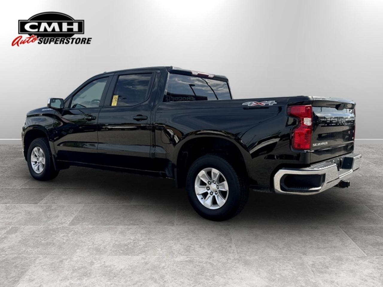 2021 Chevrolet Silverado 1500 LT  **CLEAN CARFAX** Photo