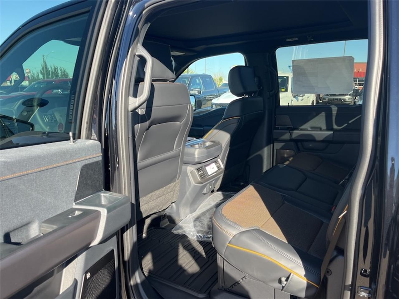 2026 Ford F-150 Tremor  - Leather Seats - Sunroof Photo5