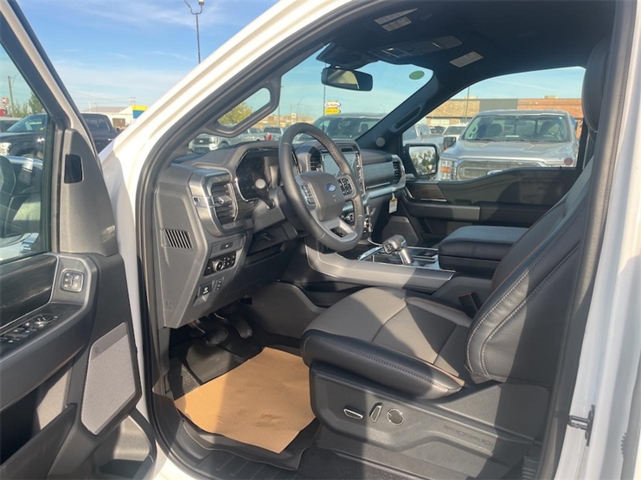 2026 Ford F-150 Lariat  - Premium Audio - Tow Package Photo5