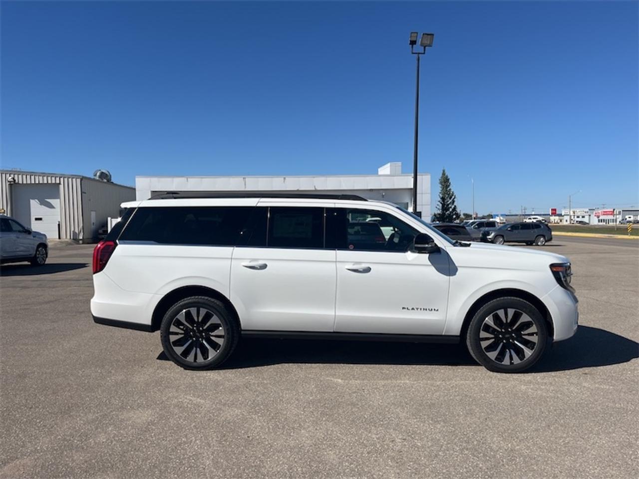 2027 Ford Expedition Platinum Max Photo5