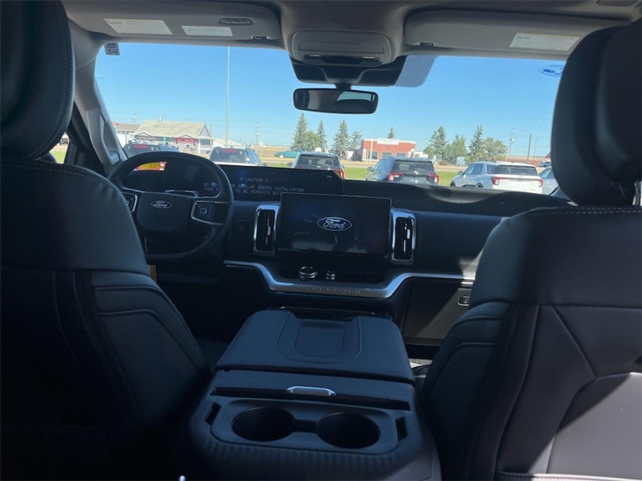 2027 Ford Expedition Platinum Max Photo5