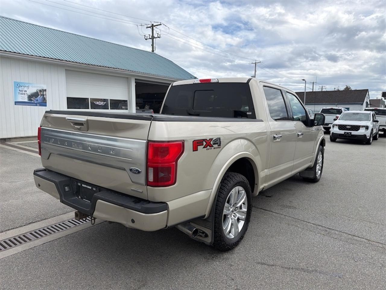 2018 Ford F-150 Platinum  - Navigation -  Leather Seats Photo4