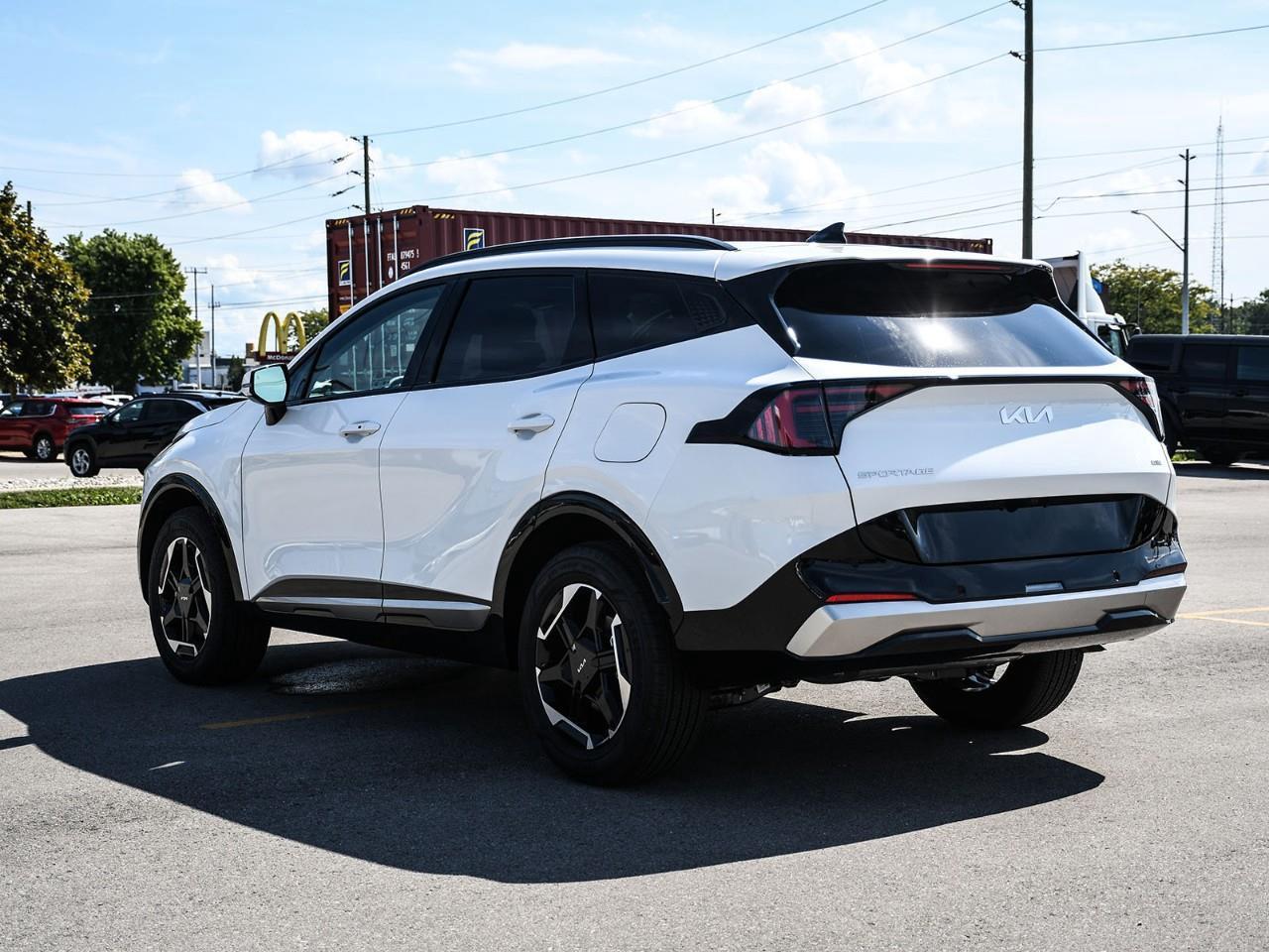 2027 Kia Sportage Hybrid 2027 Kia Sportage Hybrid – EX Premium AWD | Dealer Demo | Qualifies for New Incentives | Stock #LKSP00806 Photo