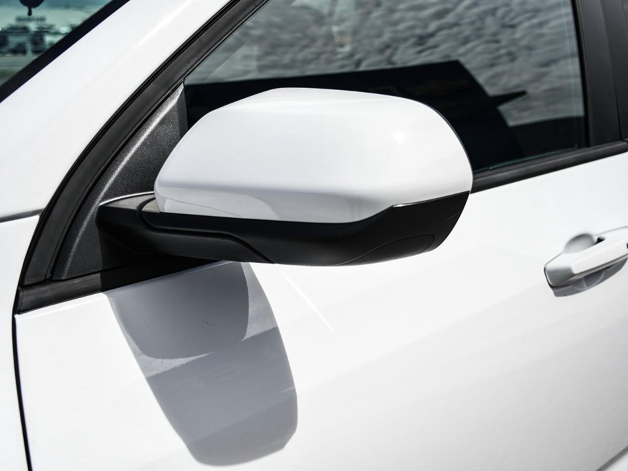 2027 Chevrolet Equinox LT Photo