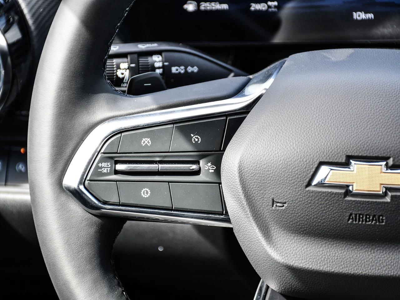 2027 Chevrolet Equinox LT Photo
