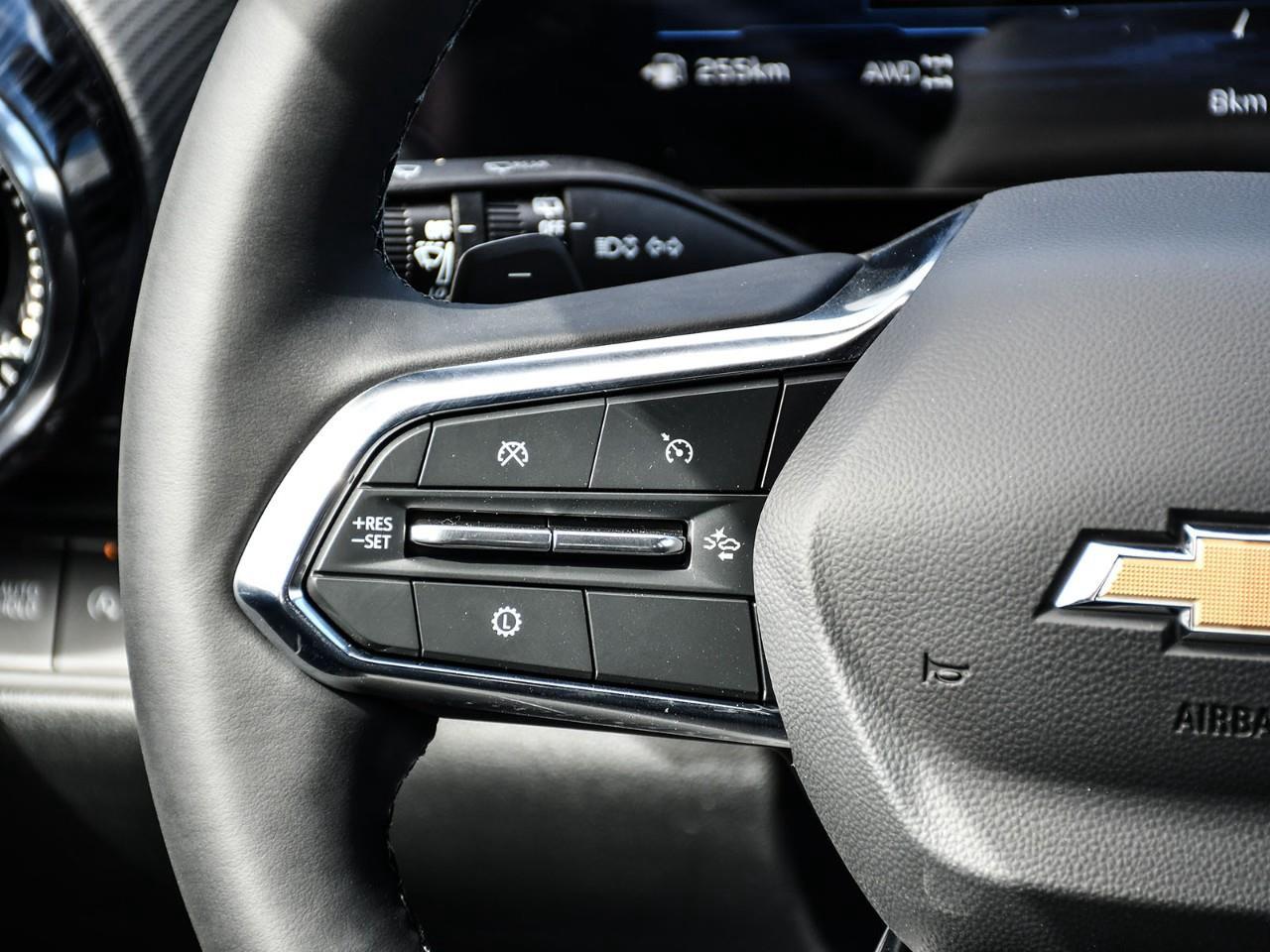 2027 Chevrolet Equinox LT Photo