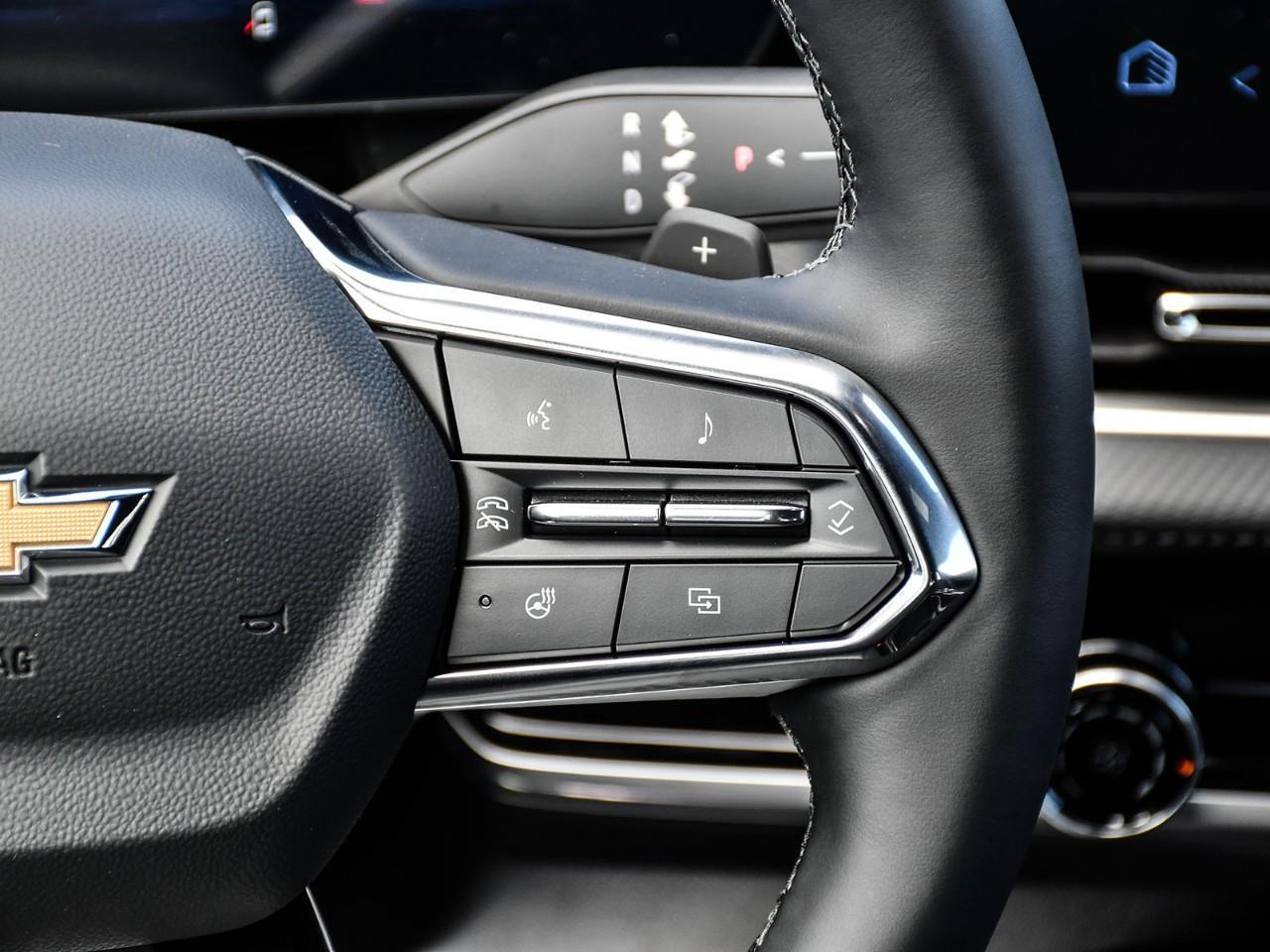 2027 Chevrolet Equinox LT Photo