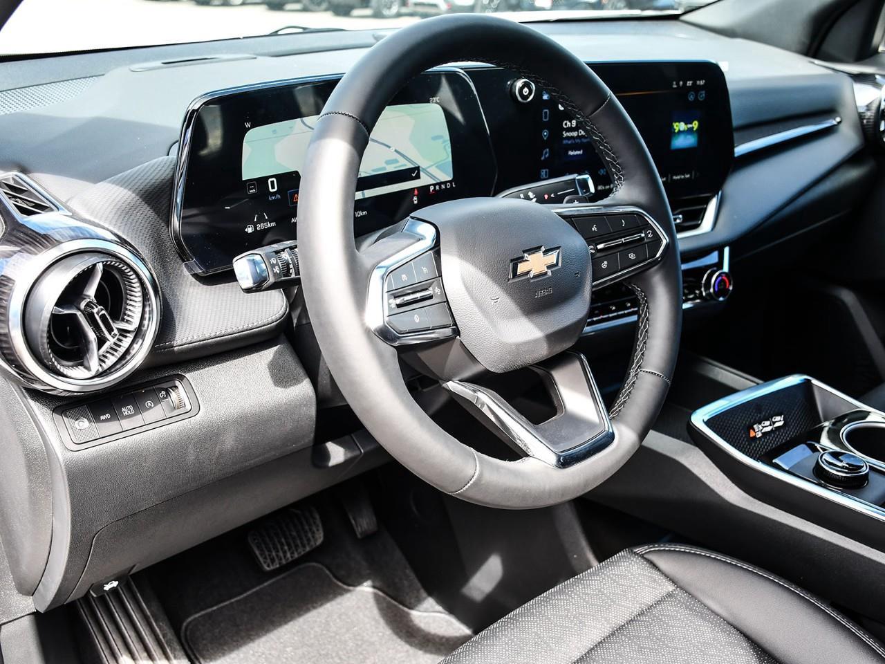 2027 Chevrolet Equinox LT Photo