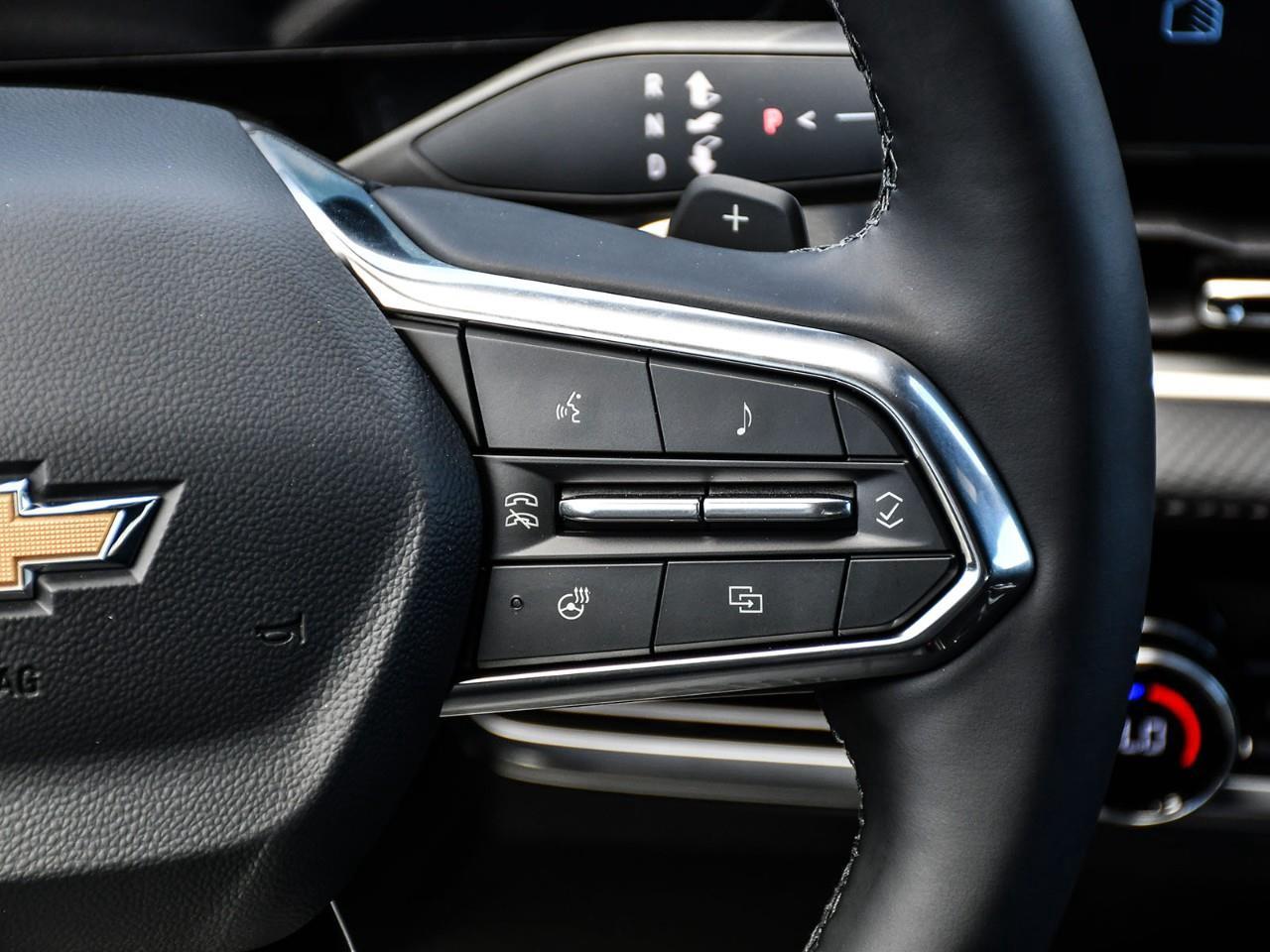 2027 Chevrolet Equinox LT Photo