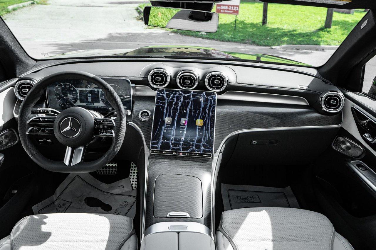 2026 Mercedes-Benz GLC GLC 300 Photo