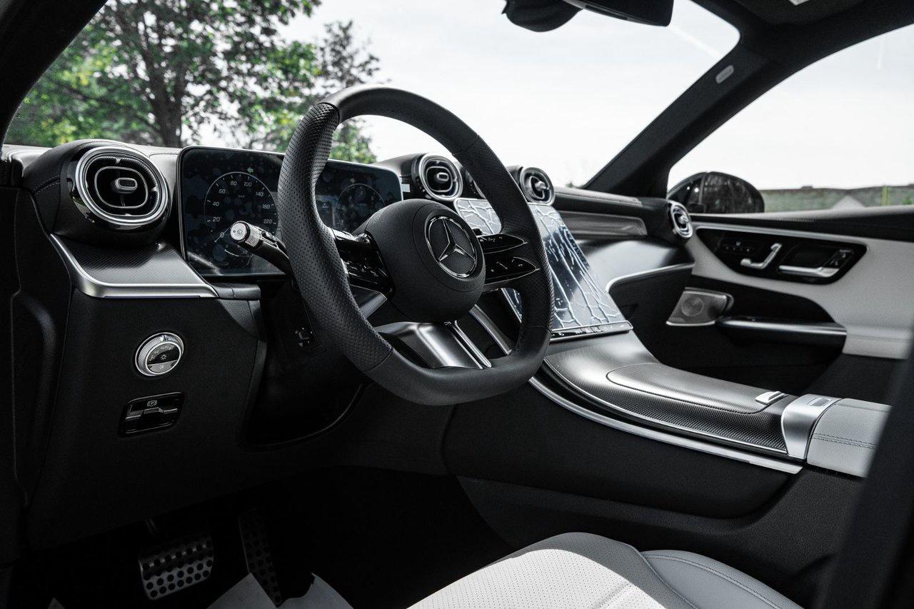 2026 Mercedes-Benz GLC GLC 300 Photo