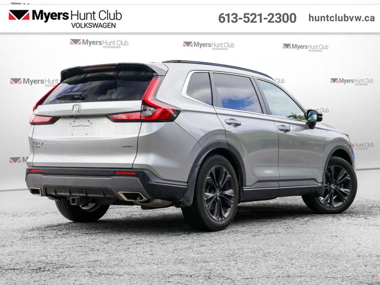 2023 Honda CR-V Hybrid Touring  - Leather Seats Photo2
