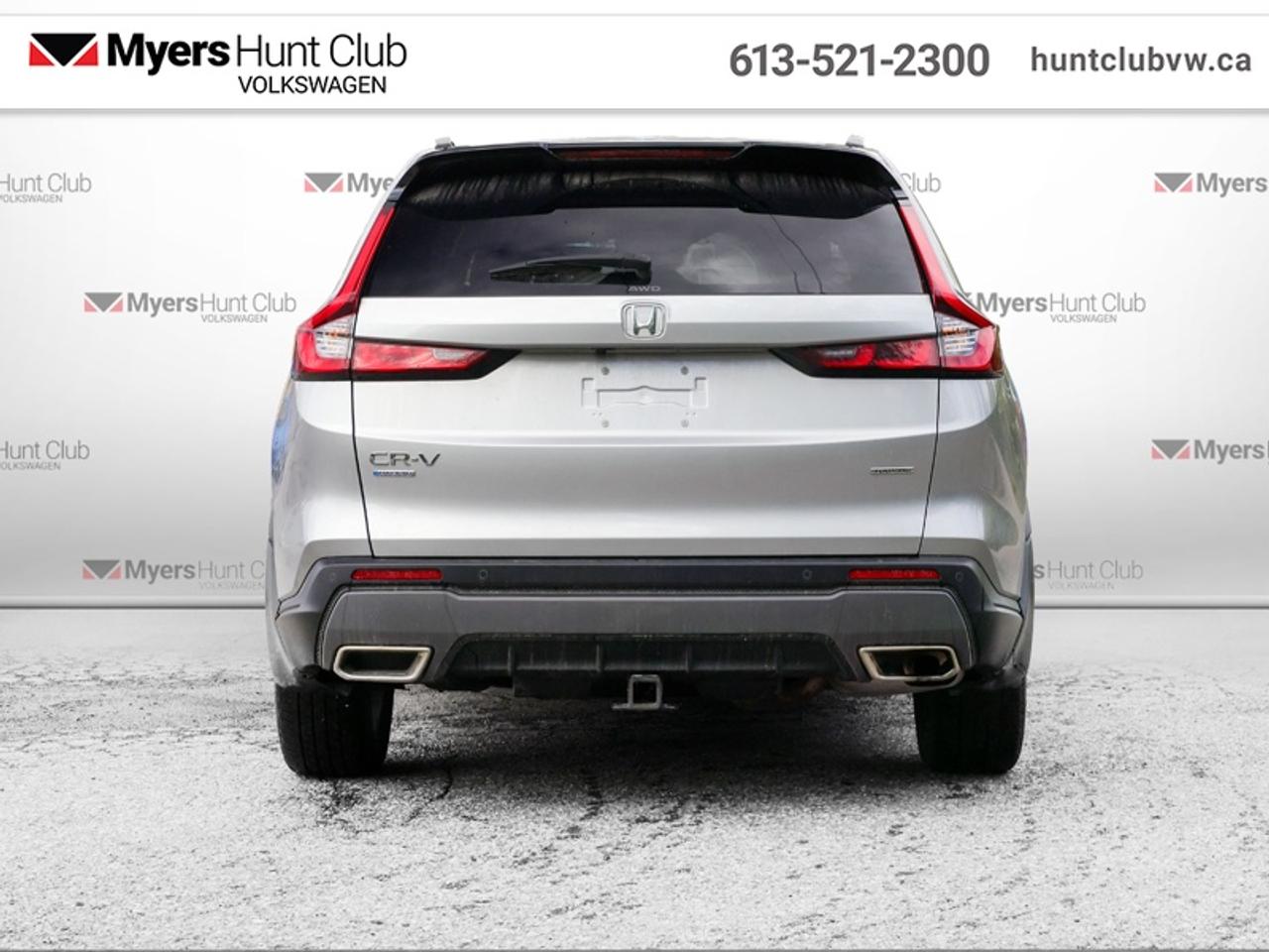 2023 Honda CR-V Hybrid Touring  - Leather Seats Photo