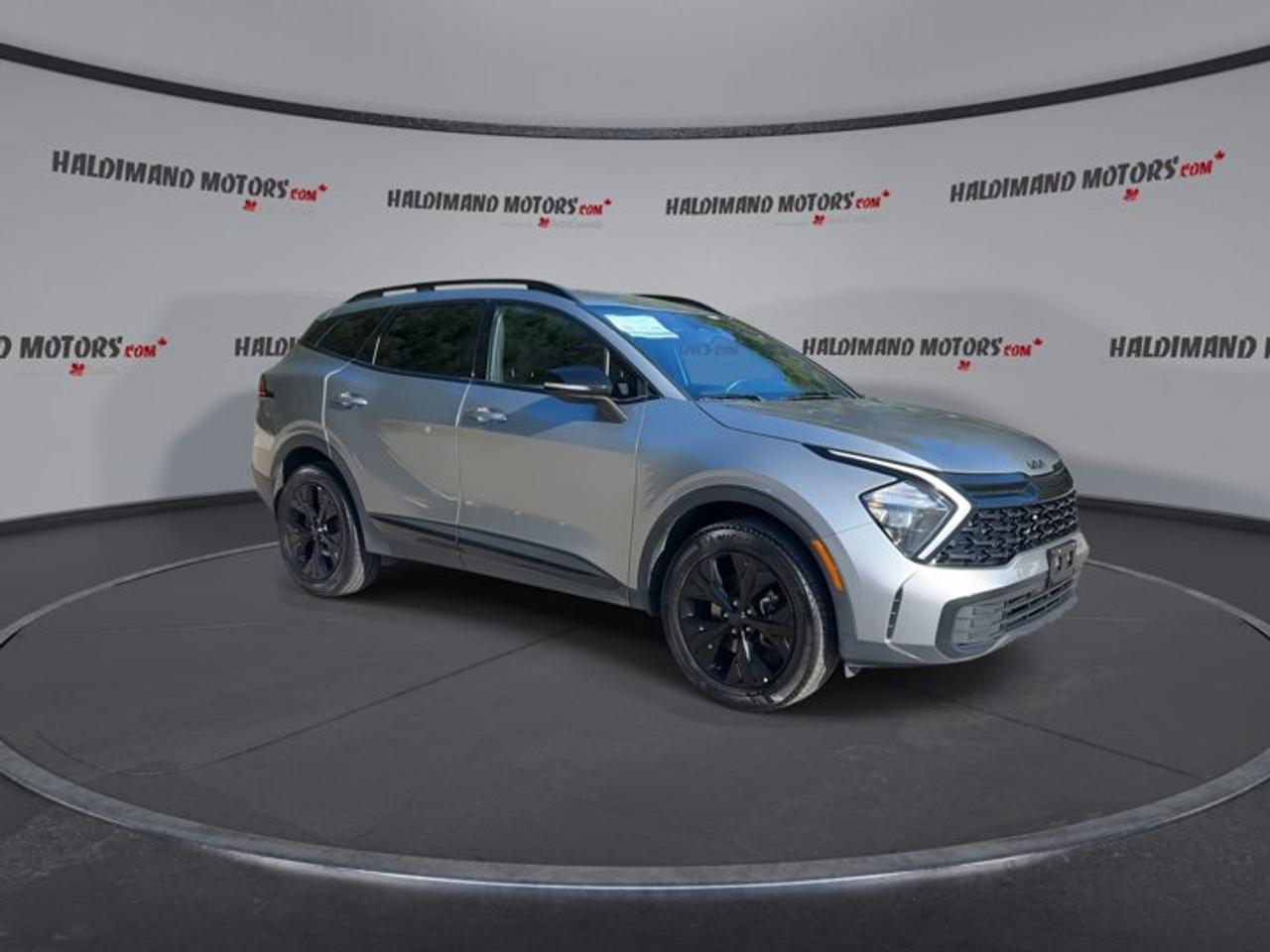 2025 Kia Sportage X-Line AWD | No Accidents | Leather Seats | Heated Steering Photo5