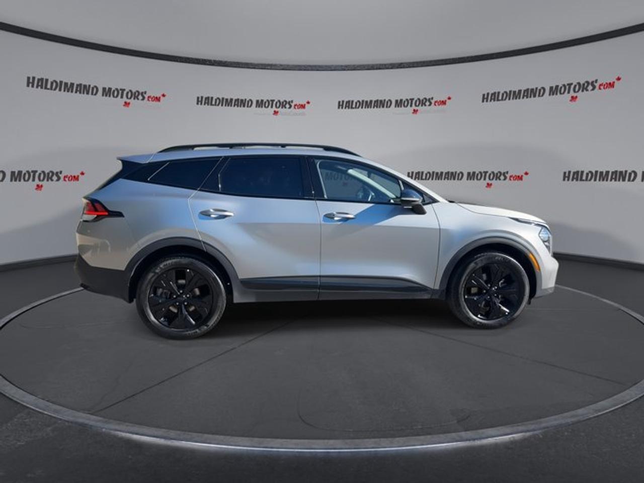 2025 Kia Sportage X-Line AWD | No Accidents | Leather Seats | Heated Steering Photo