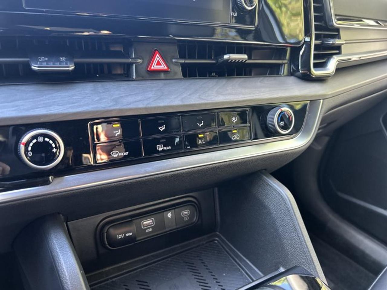 2025 Kia Sportage X-Line AWD | No Accidents | Leather Seats | Heated Steering Photo