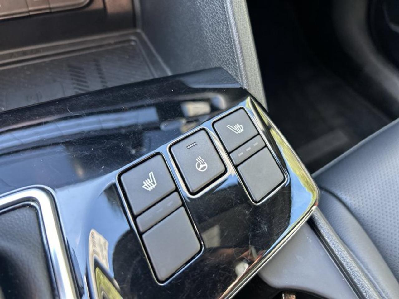 2025 Kia Sportage X-Line AWD | No Accidents | Leather Seats | Heated Steering Photo