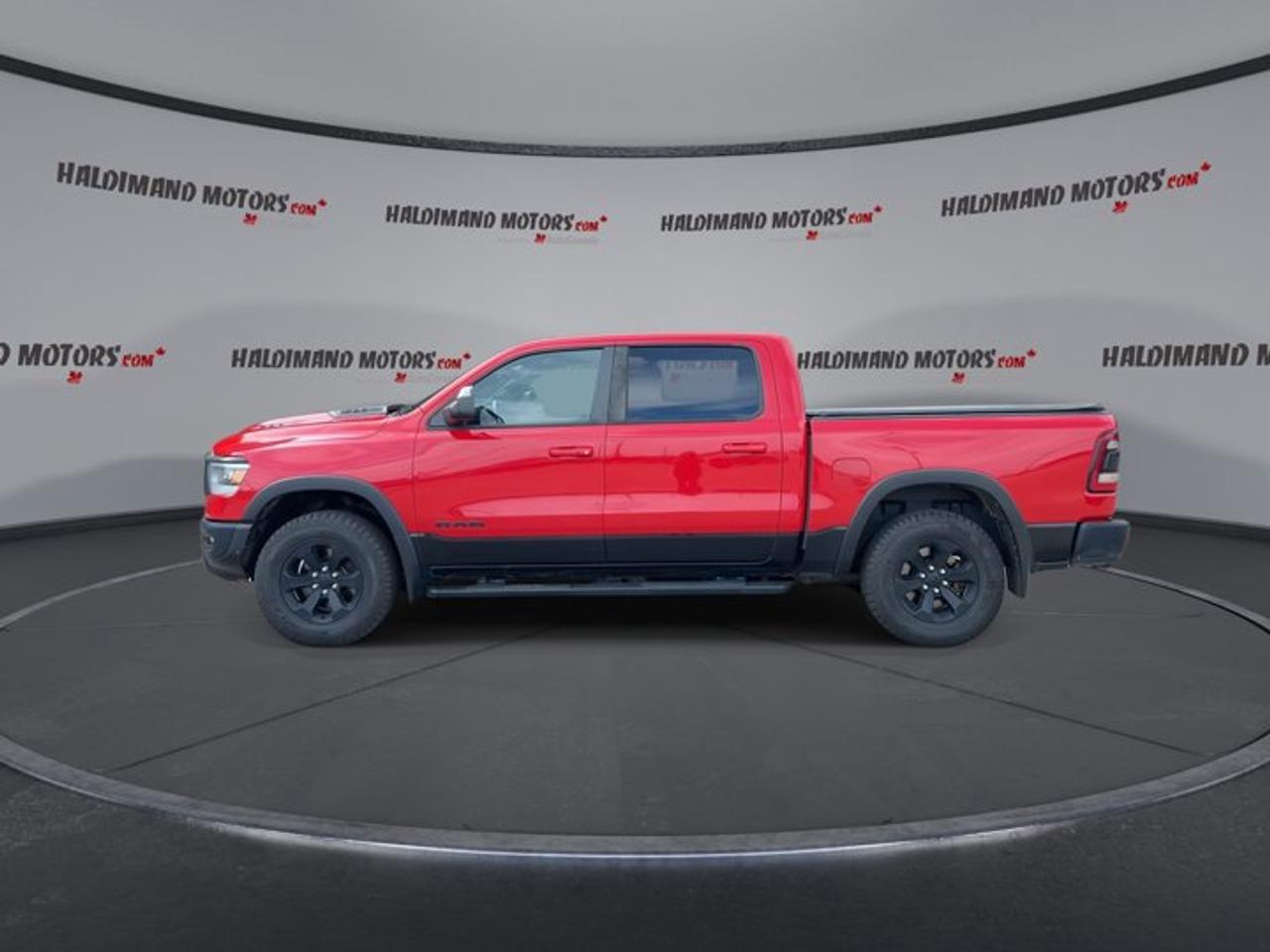 2021 RAM 1500 Rebel Crew Cab 5'7 Box 4WD | No Accidents | Heated Steering Photo